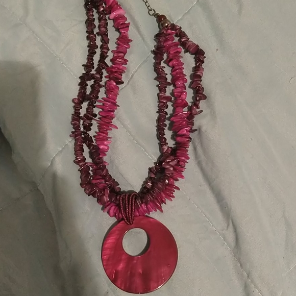 Neckless - Picture 7 of 14